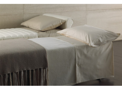 Banquette lit gigogne BK 114 ouverte, les deux lits faits