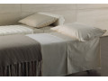 Banquette lit gigogne BK 114 ouverte, les deux lits faits