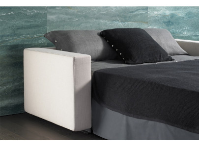 Canapé convertible BK 103 dossier inclinable ouvert, couchage sur sommier à lattes