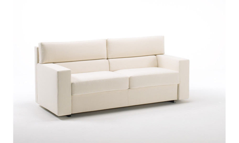 Canapé convertible BK 104 fermé, vue de trois quarts