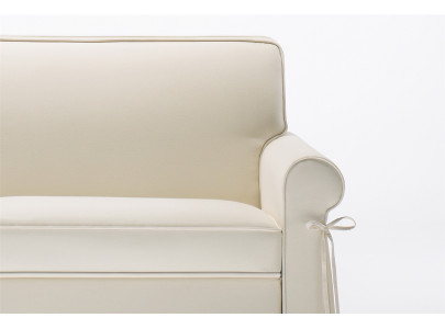 Canapé convertible BK 106, détail de l'accoudoir roulé et du lien noué