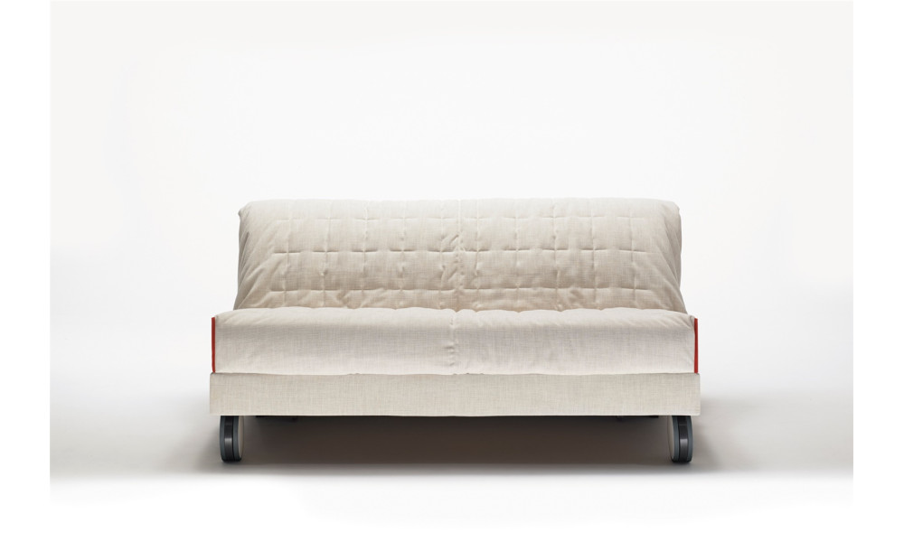 Canapé convertible BK 128 fermé, de face