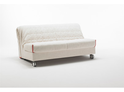 Canapé convertible BK 129 fermé, sur roulettes, vue de trois quarts