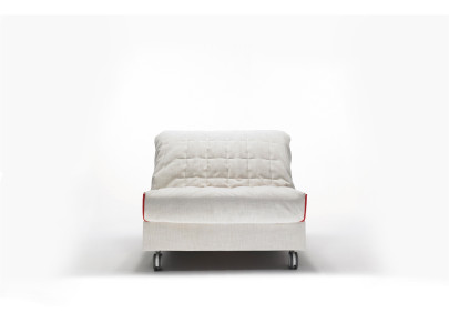 BK 129 en version fauteuil-lit, sur roulettes